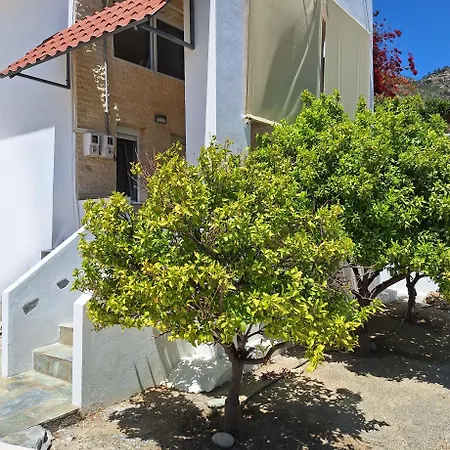 Achlia Sea Side Retreat 1 דירה לרפטרה
