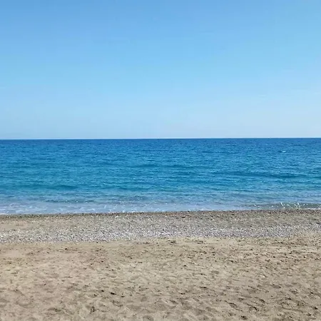 דירה Achlia Sea Side Retreat 1 *
